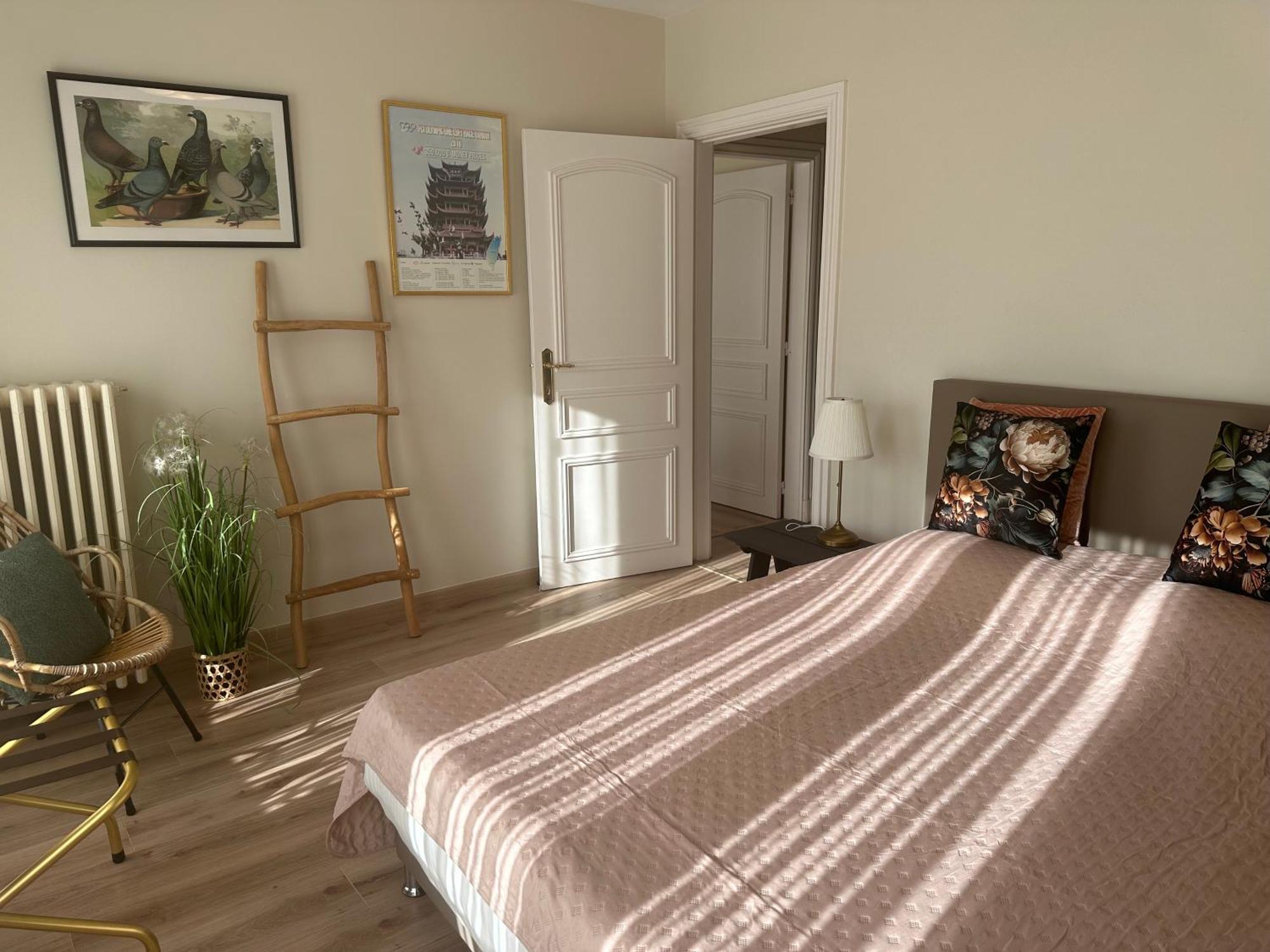 Guesthouse Saint-Jean บรูจส์ ภายนอก รูปภาพ