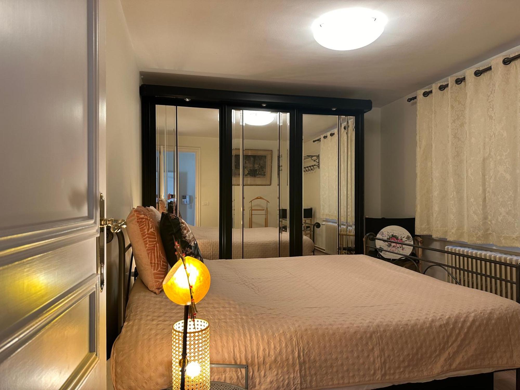 Guesthouse Saint-Jean บรูจส์ ภายนอก รูปภาพ