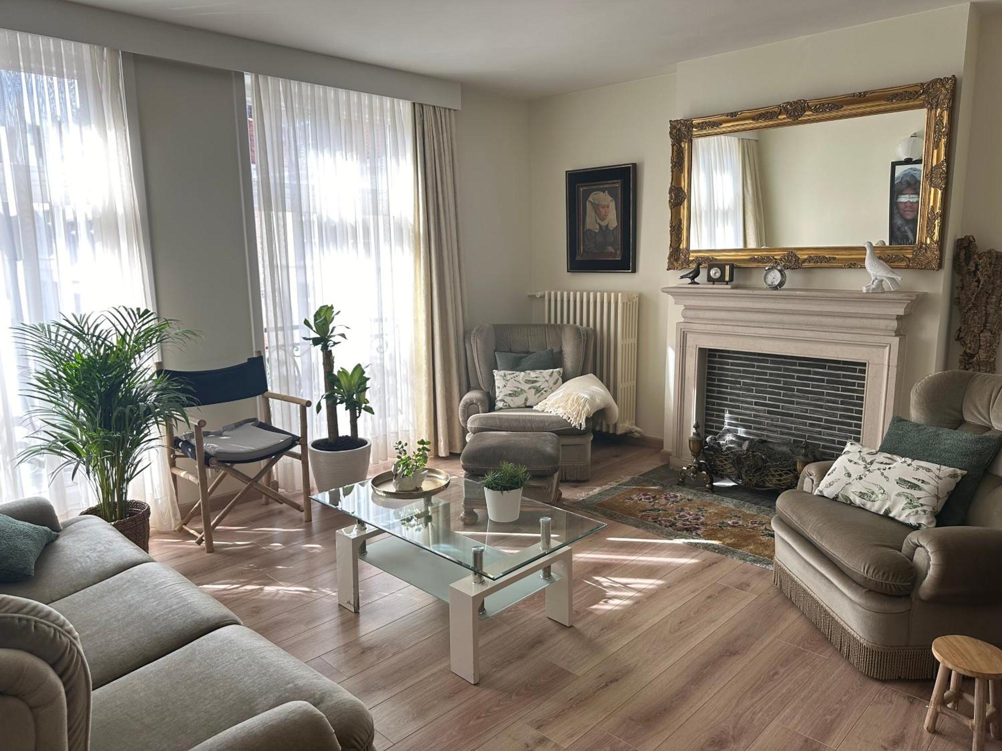 Guesthouse Saint-Jean บรูจส์ ภายนอก รูปภาพ